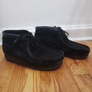 Clark's Original Wallabees Suede Boots

Size 9